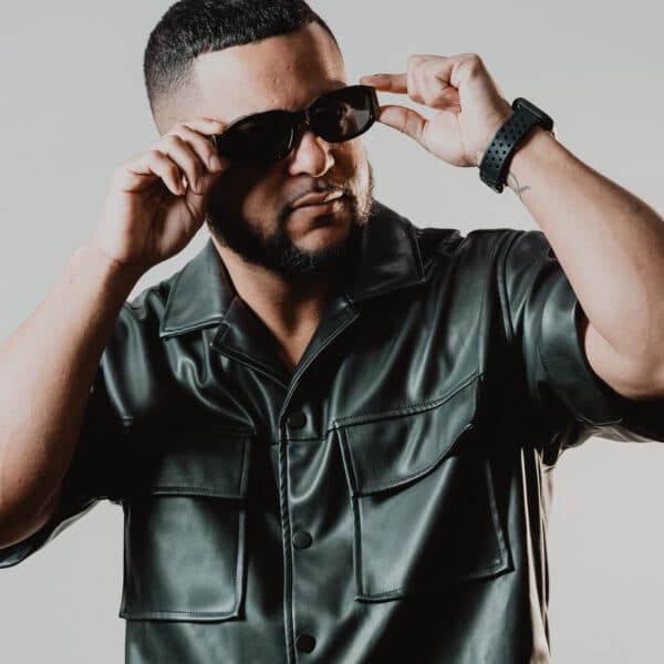 Frank Reyes + Sigue Tu Vida Album Mix