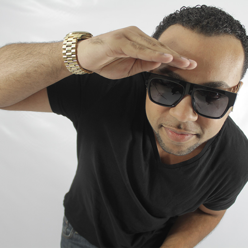 DJ Deeniro