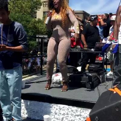 Amara La Negra performing on LMP's float at the Bronx Dominican Day Parade
